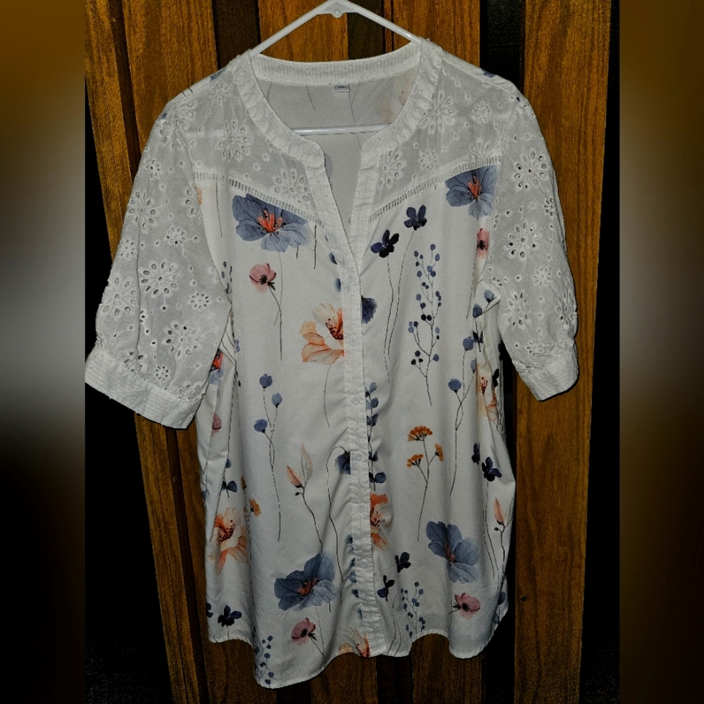 Adhdyuud Sz XXL White Floral Print/Lace Sleeves/Trim Blouse